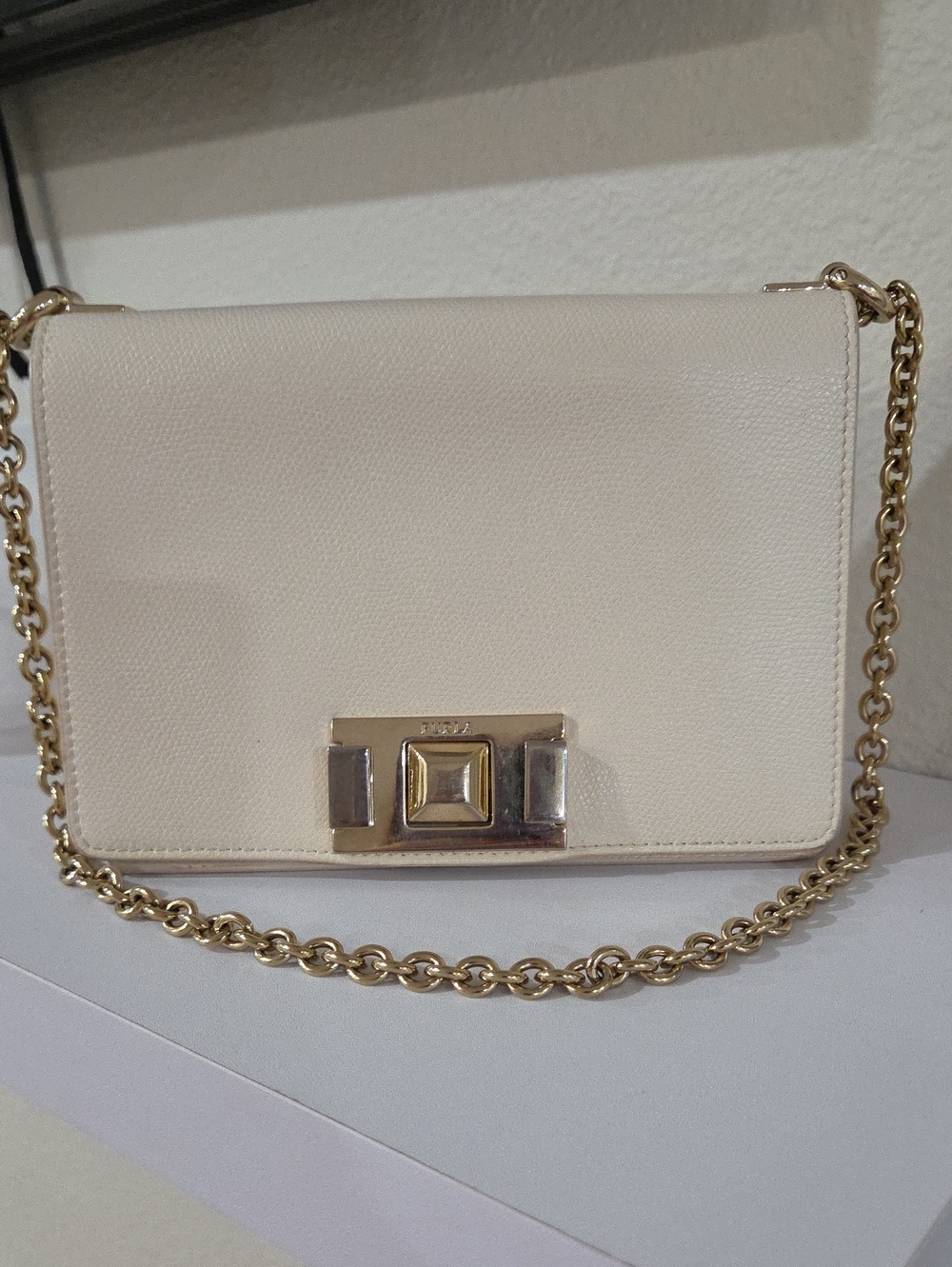Furla Cream Leather Chain Shoulder Bag with Gold Hardware